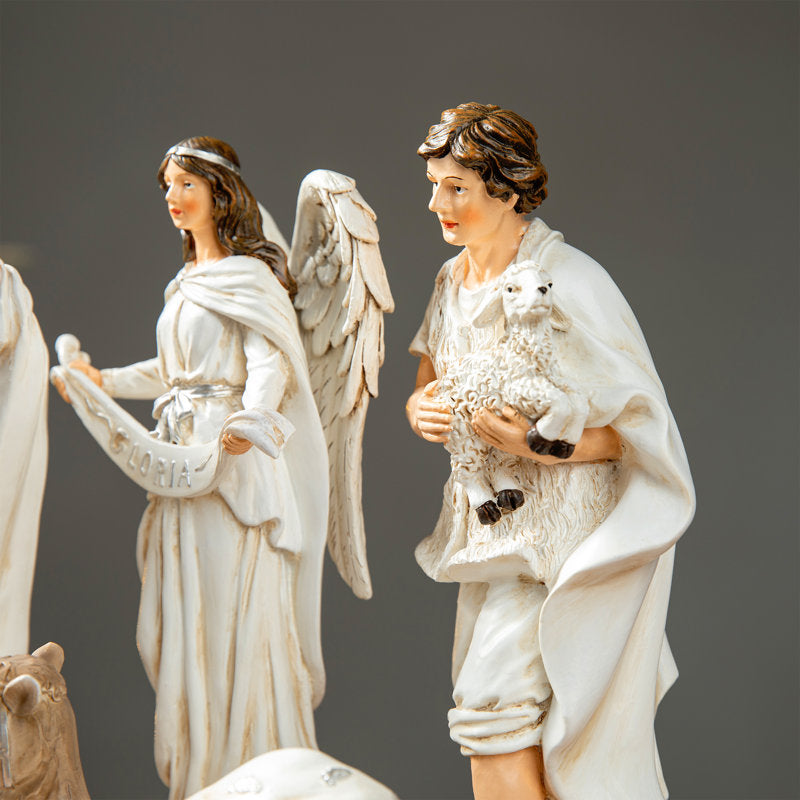 Nativity scene 12 pieces complete set