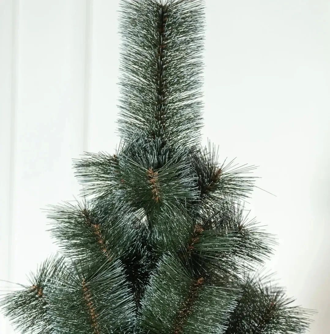 Premium Traditional Christmas Tree