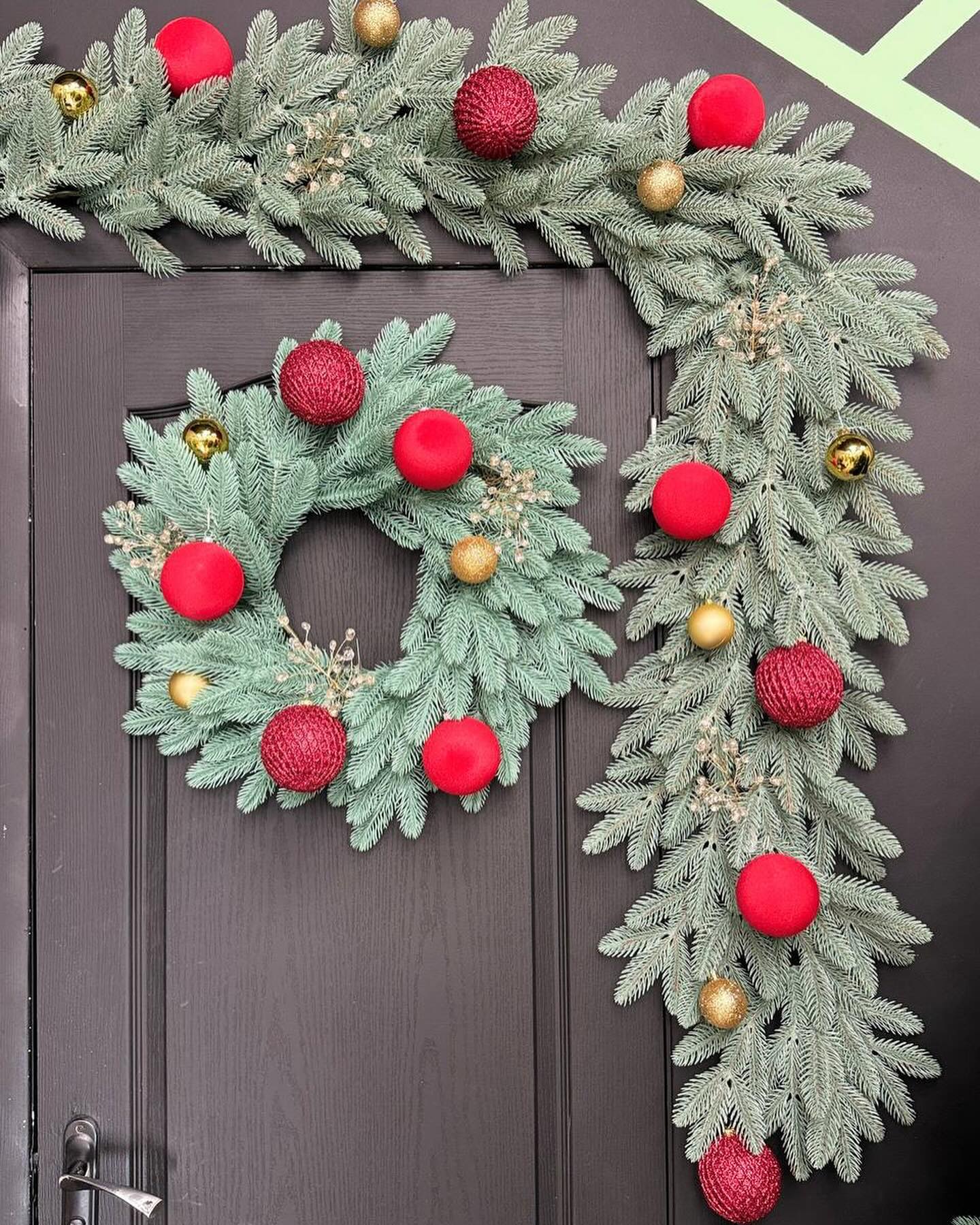 Christmas Tree Kit + Garland with Decorations + Garland