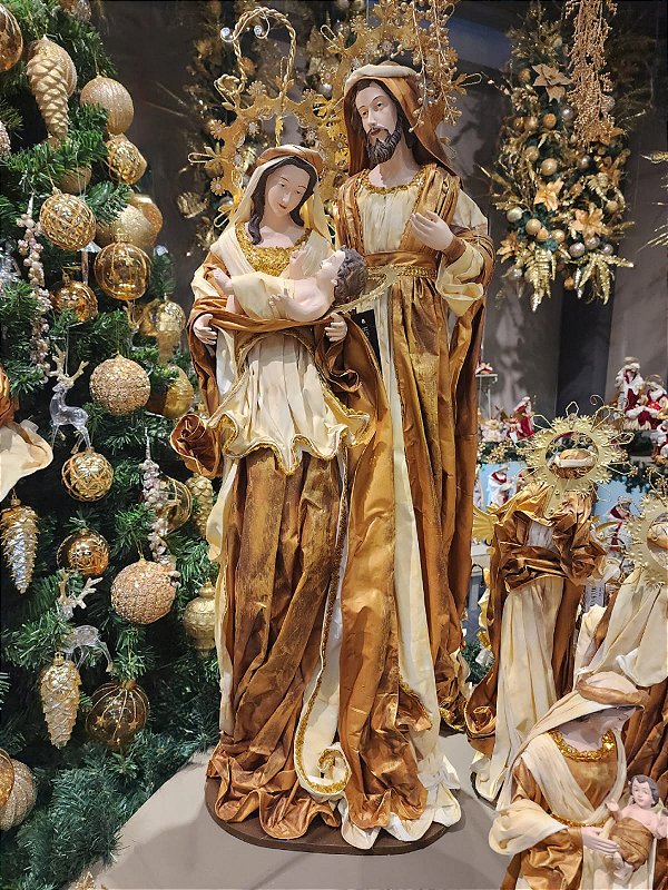 HOLY FAMILY ON THE GOLDEN GOLD BASE