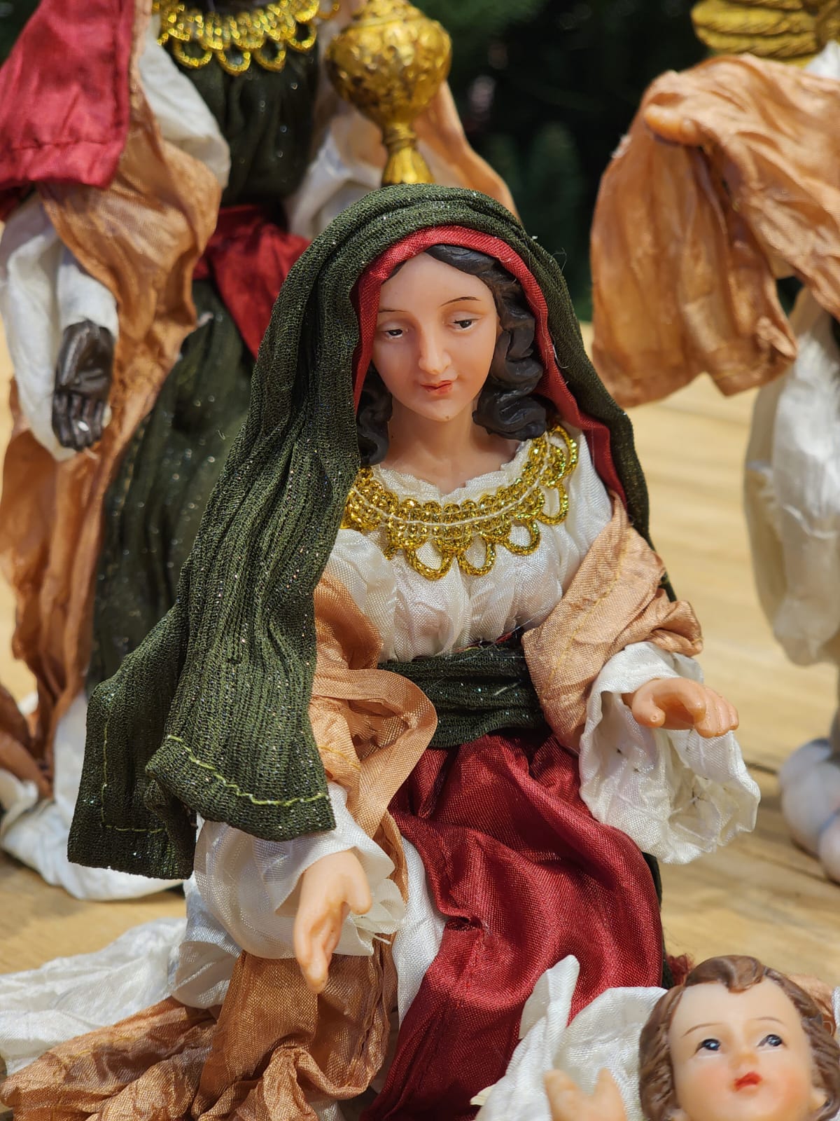 LUXURY FABRIC NATIVITY SCENE 11 PCS - 20CM