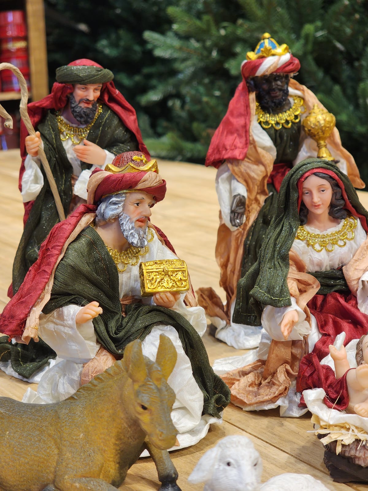 LUXURY FABRIC NATIVITY SCENE 11 PCS - 20CM