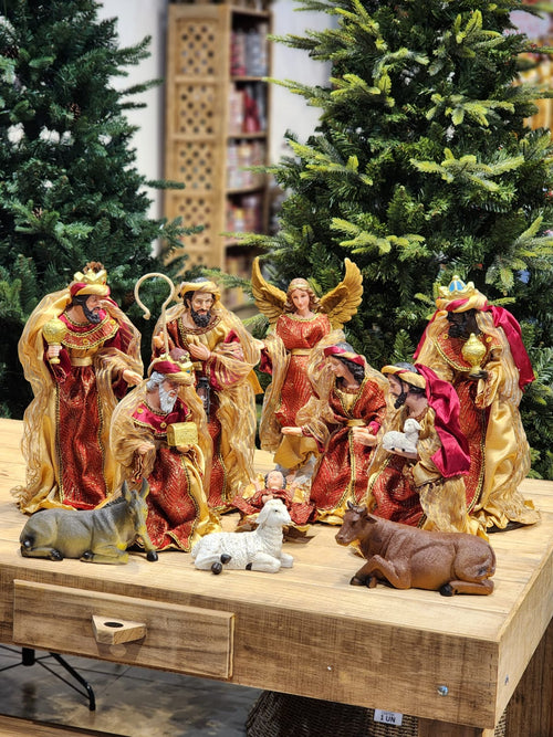 RESIN NATIVITY SCENE WITH LUXURY FABRIC 11 PCS | Promotion only sizes 28 and 36cm