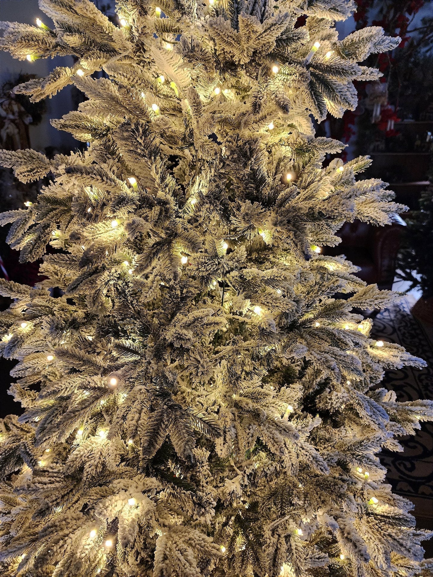 MENDOZA NEVADA TREE WITH WARM LEDS