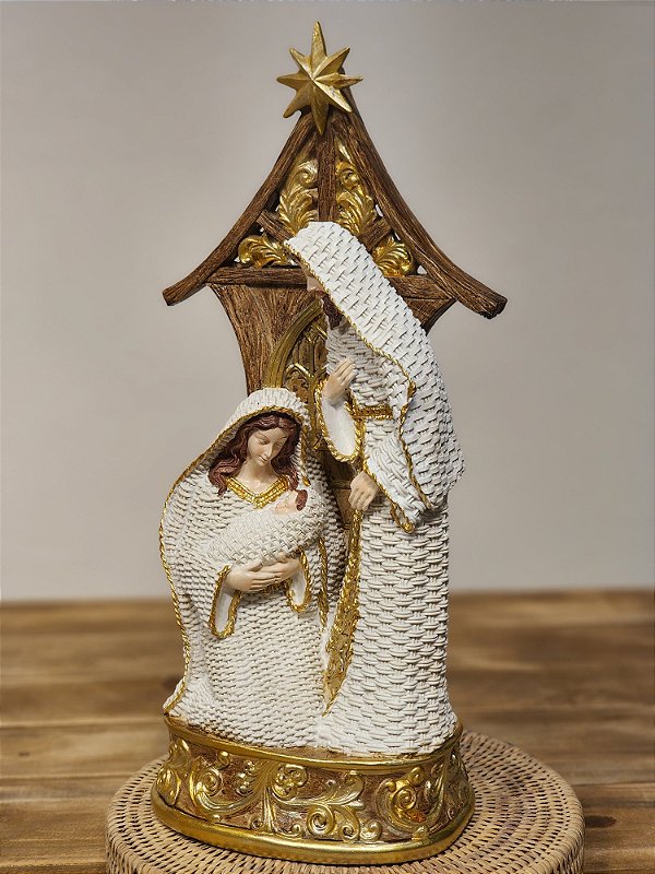 HOLY FAMILY IN WHITE RESIN