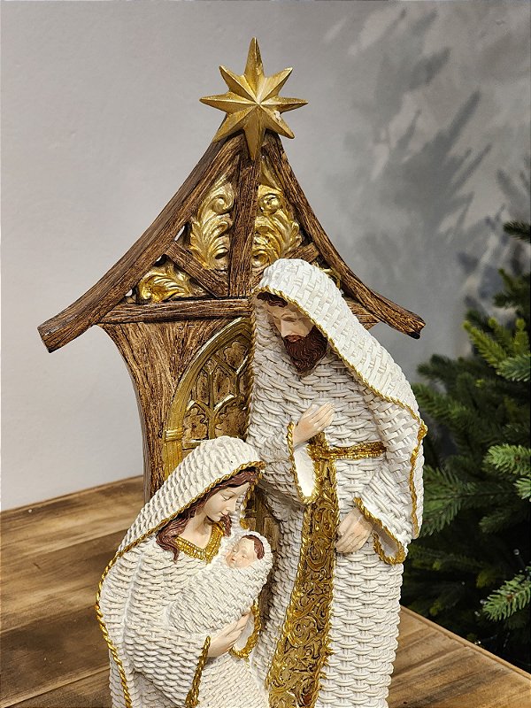 HOLY FAMILY IN WHITE RESIN