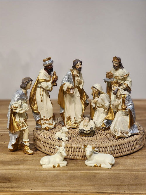 GOLDEN RESIN NATIVITY SCENE 9 PCS