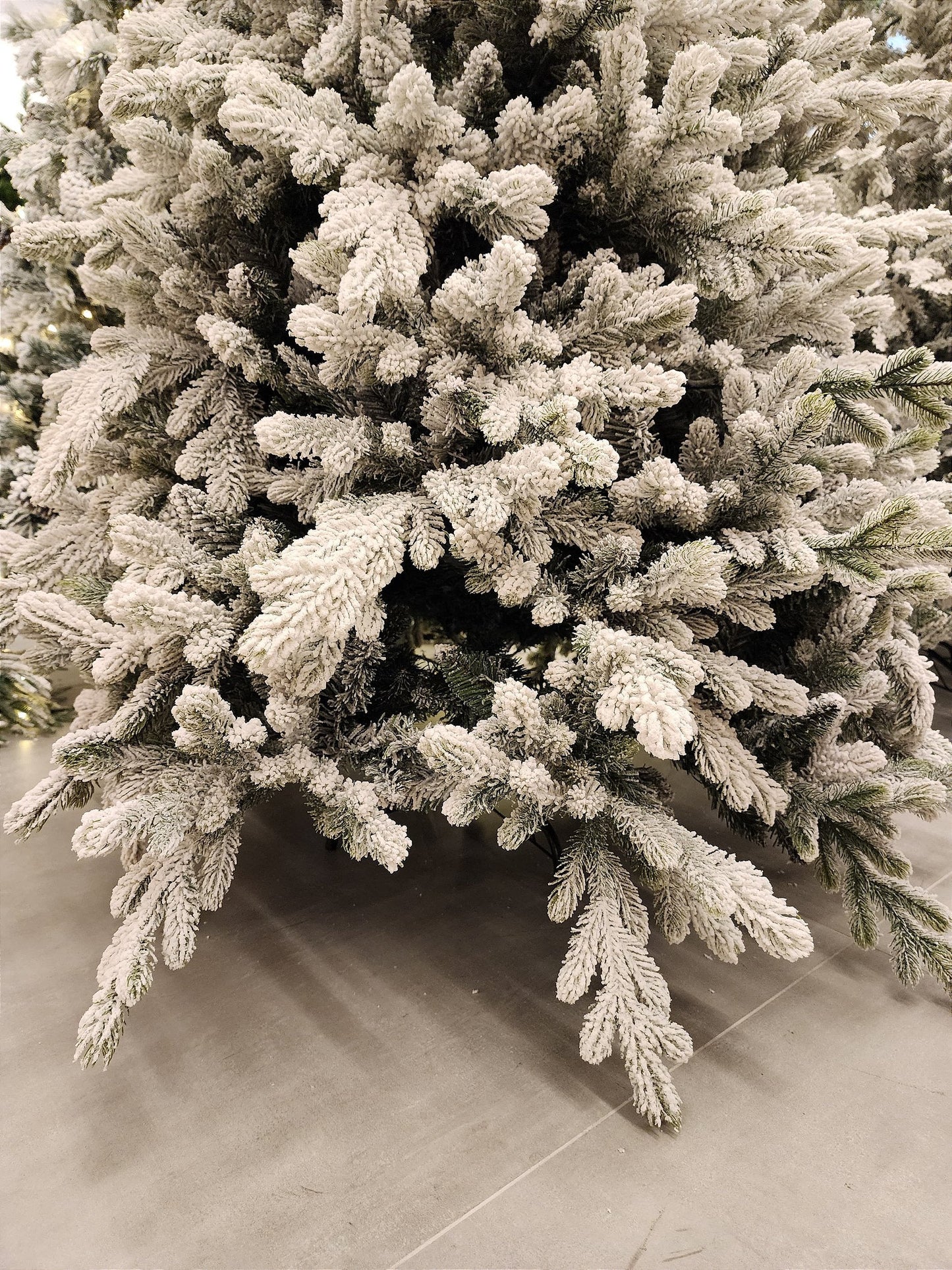 CANCUN SNOWY TREE 1524 BRANCHES 2.10CM