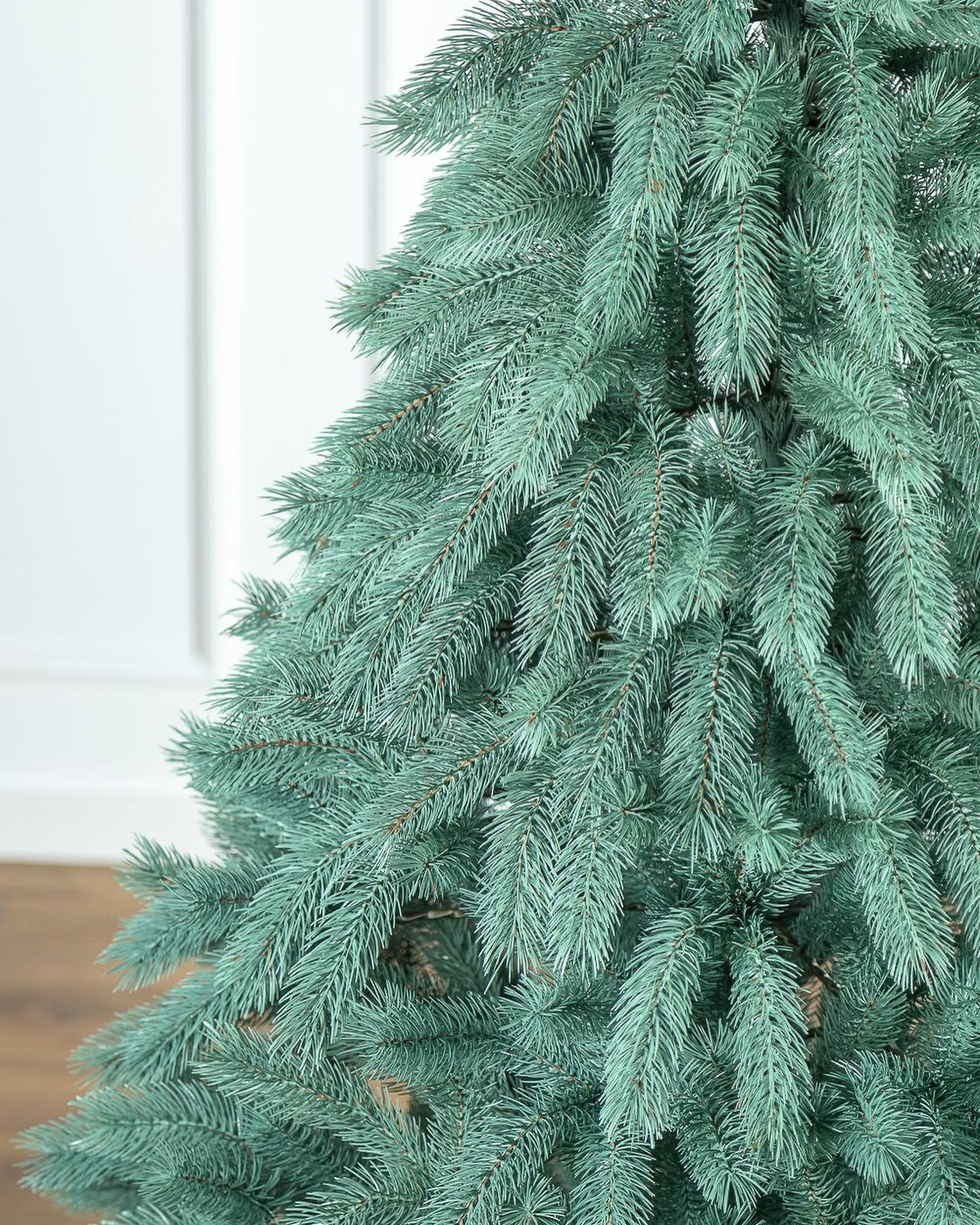 Traditional Pine Christmas Tree