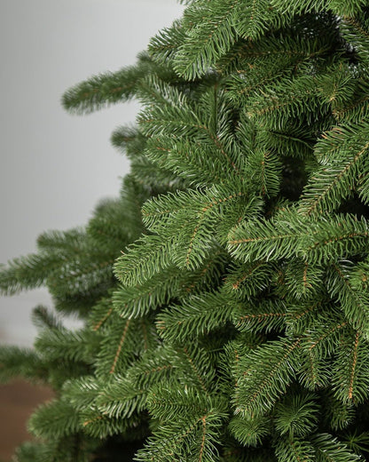 Traditional Simple Dark Green Christmas Tree