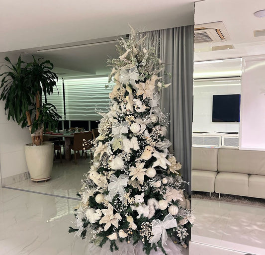 Christmas Tree + 360º Silver Decoration Included - 2.10 Meters