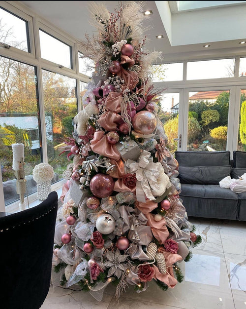 Christmas Tree + 360º Luxury Rose Decoration Included - 2.40 Meters