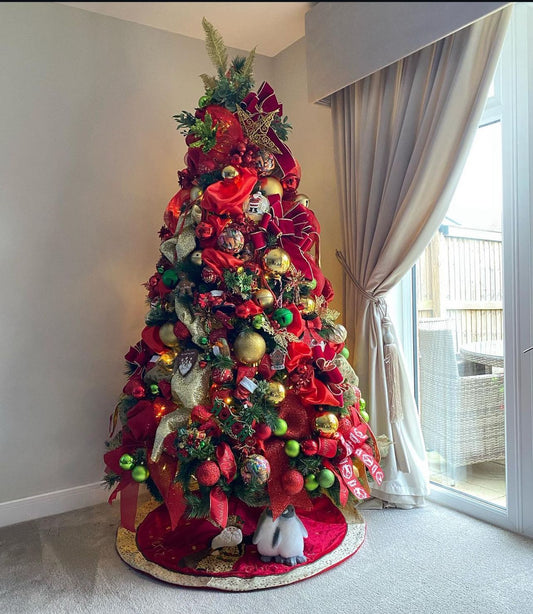 Christmas Tree + 360º Red Decoration Included - 2.40 Meters