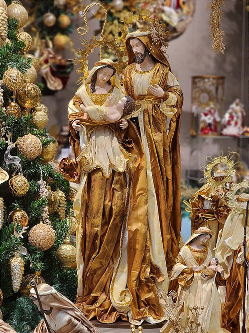 HOLY FAMILY ON THE GOLDEN GOLD BASE