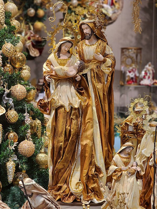 HOLY FAMILY ON THE GOLDEN GOLD BASE