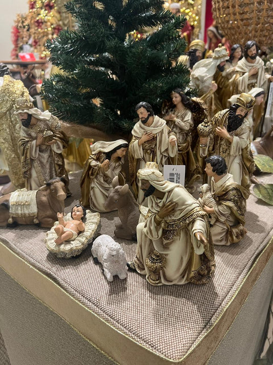 11 PCS RESIN NATIVITY SCENE, SILVER