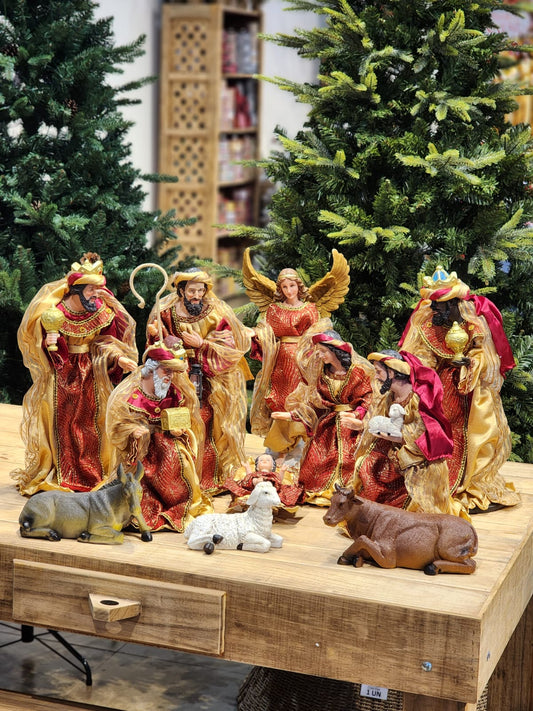 RESIN NATIVITY SCENE WITH LUXURY FABRIC 11 PCS | Promotion only sizes 28 and 36cm