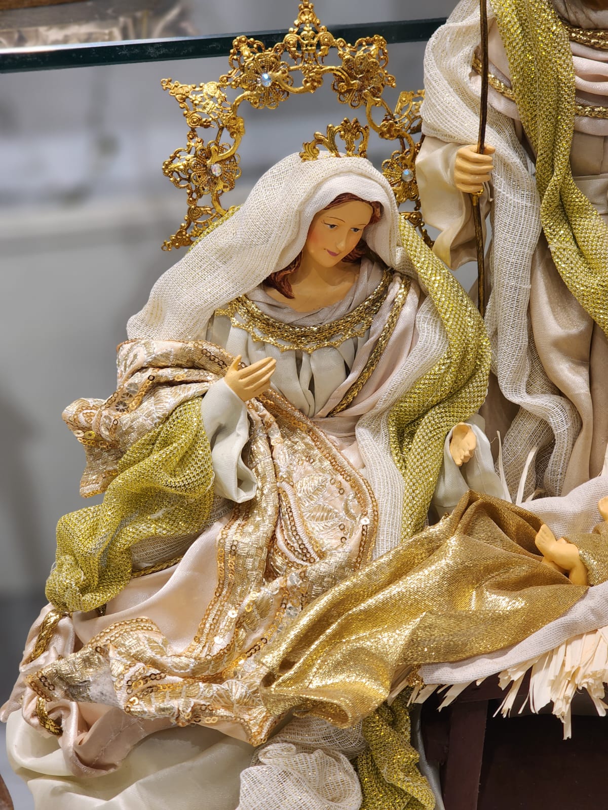 HOLY FAMILY CHAMPAGNE AND GOLD