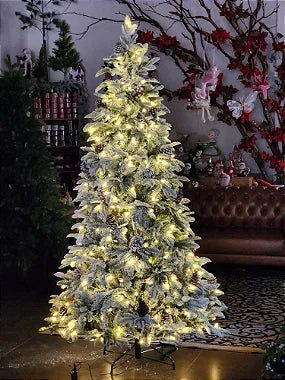 ALASKA SNOWY PINE TREE 597 BRANCHES 1.80CM 250 WARM PINE LEDS WITH REMOTE CONTROL