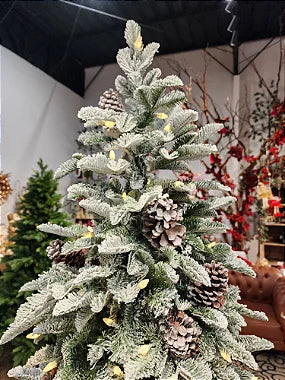 ALASKA SNOWY PINE TREE 597 BRANCHES 1.80CM 250 WARM PINE LEDS WITH REMOTE CONTROL