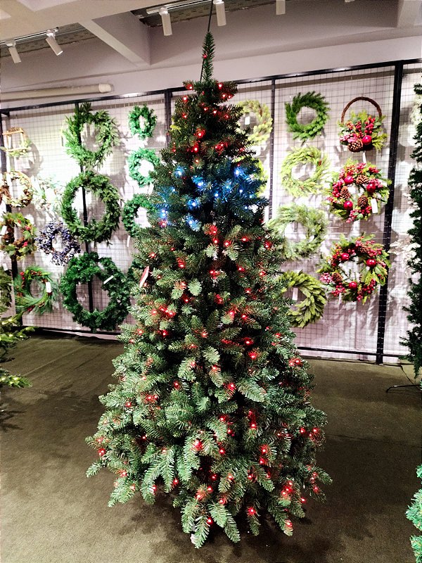 BAHRAIN PINE TREE 1217 BRANCHES 2.10CM WITH 390 RGB LEDS WITH FUNCTIONS