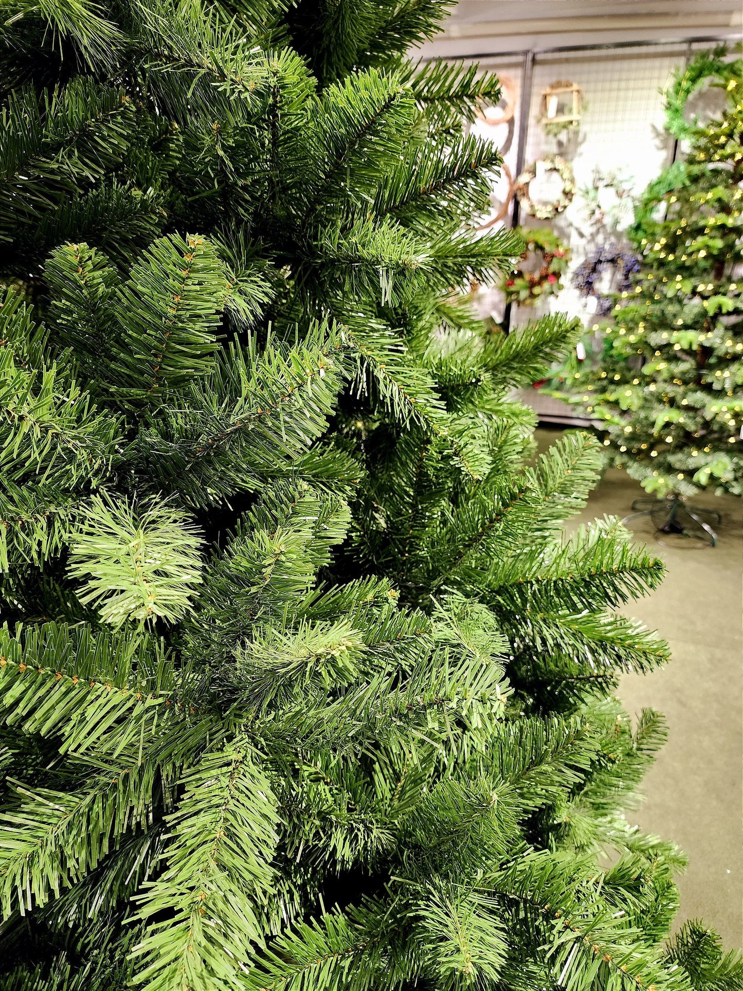 TRADITIONAL IMPERIAL TREE MAX 936 BRANCHES 2.10CM